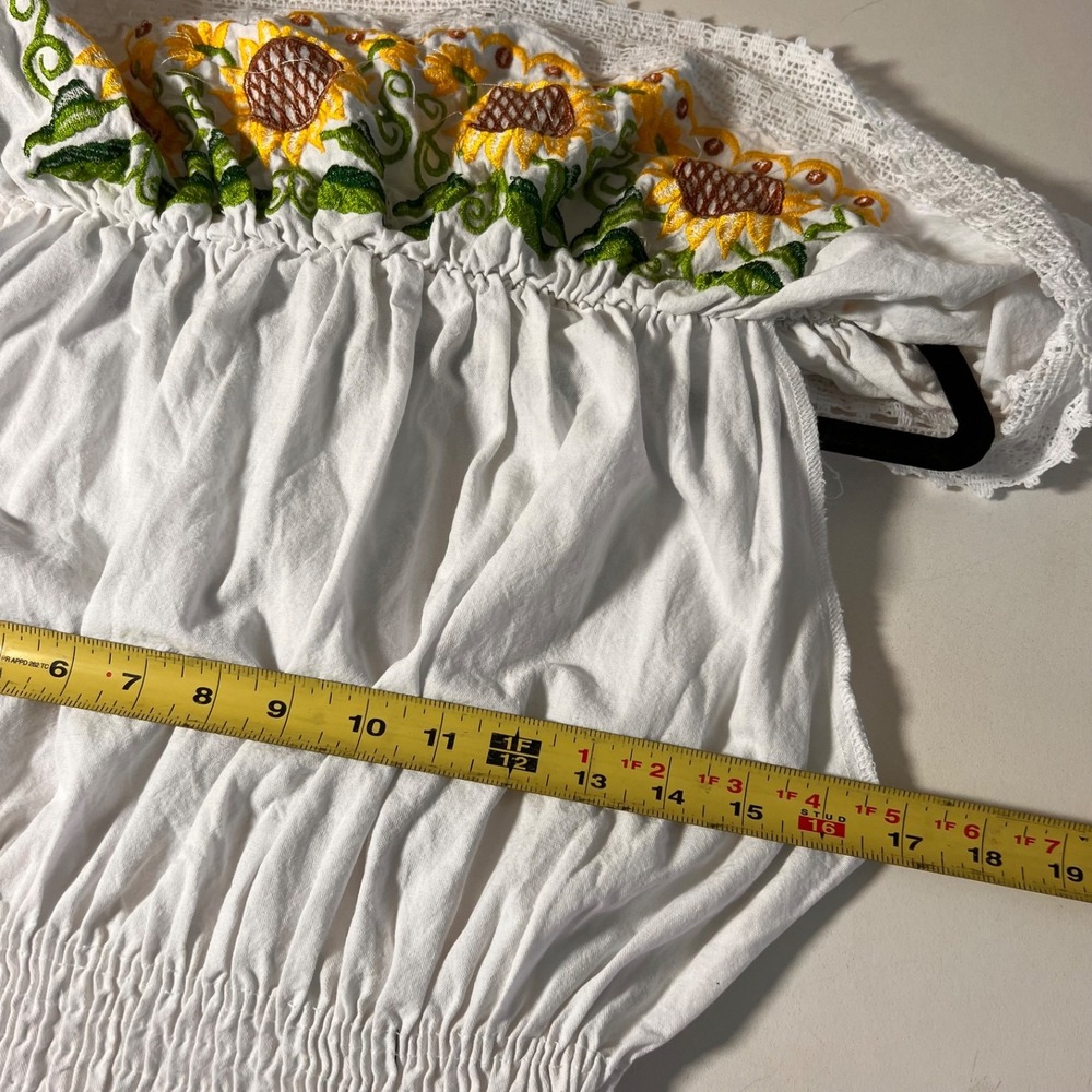 Vintage Boho Mexican Traditional Dress Size S Sunflower Embroidered Oaxacan - Picture 8 of 11